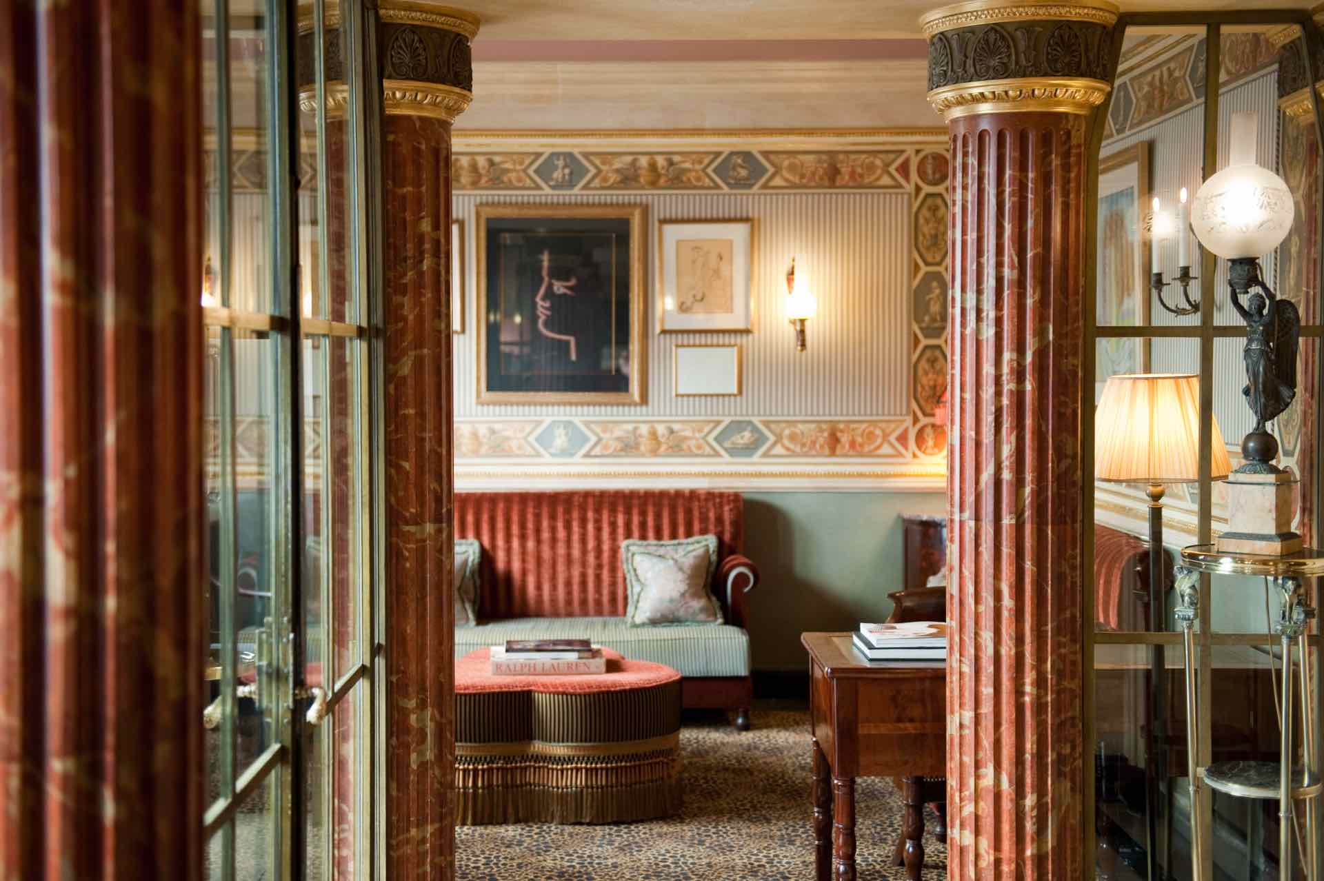 luxury hotels in paris