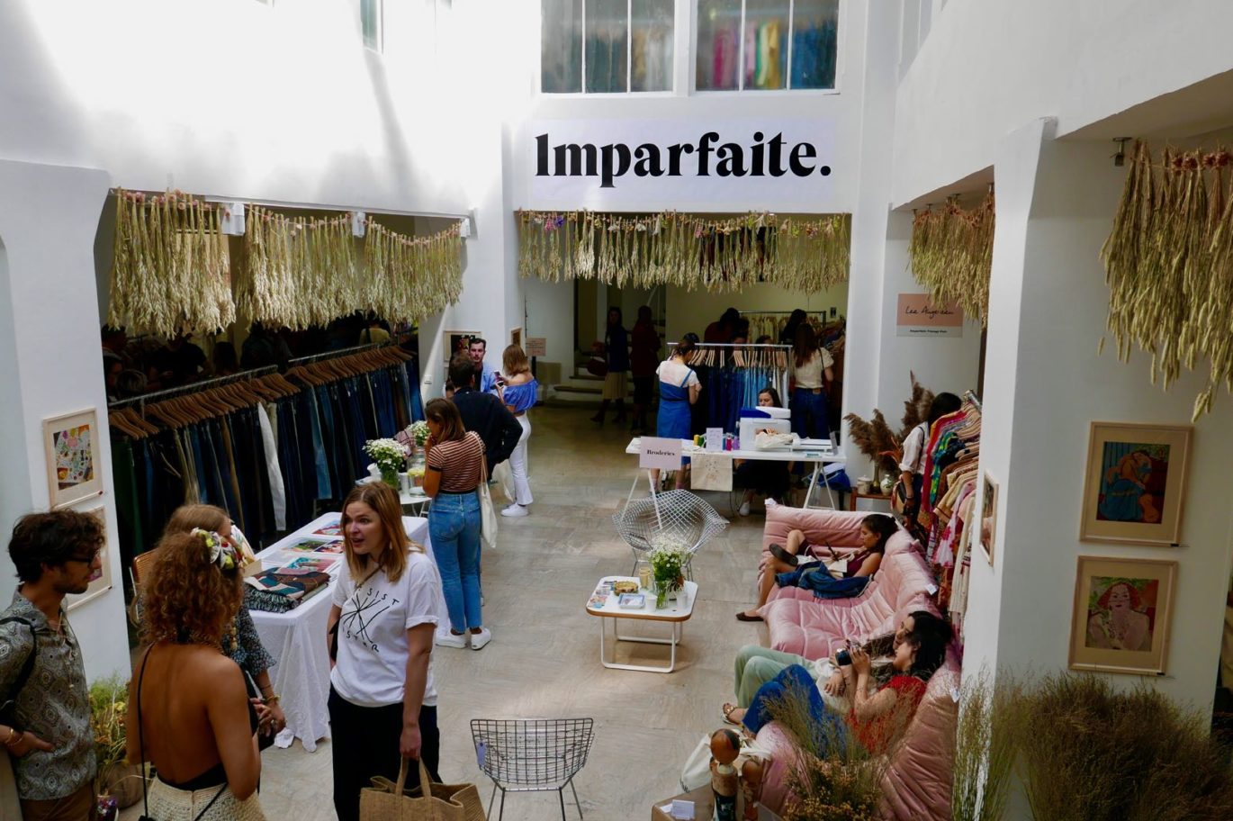 Imparfaite, alternative to fast fashion, vintage fair in Paris
