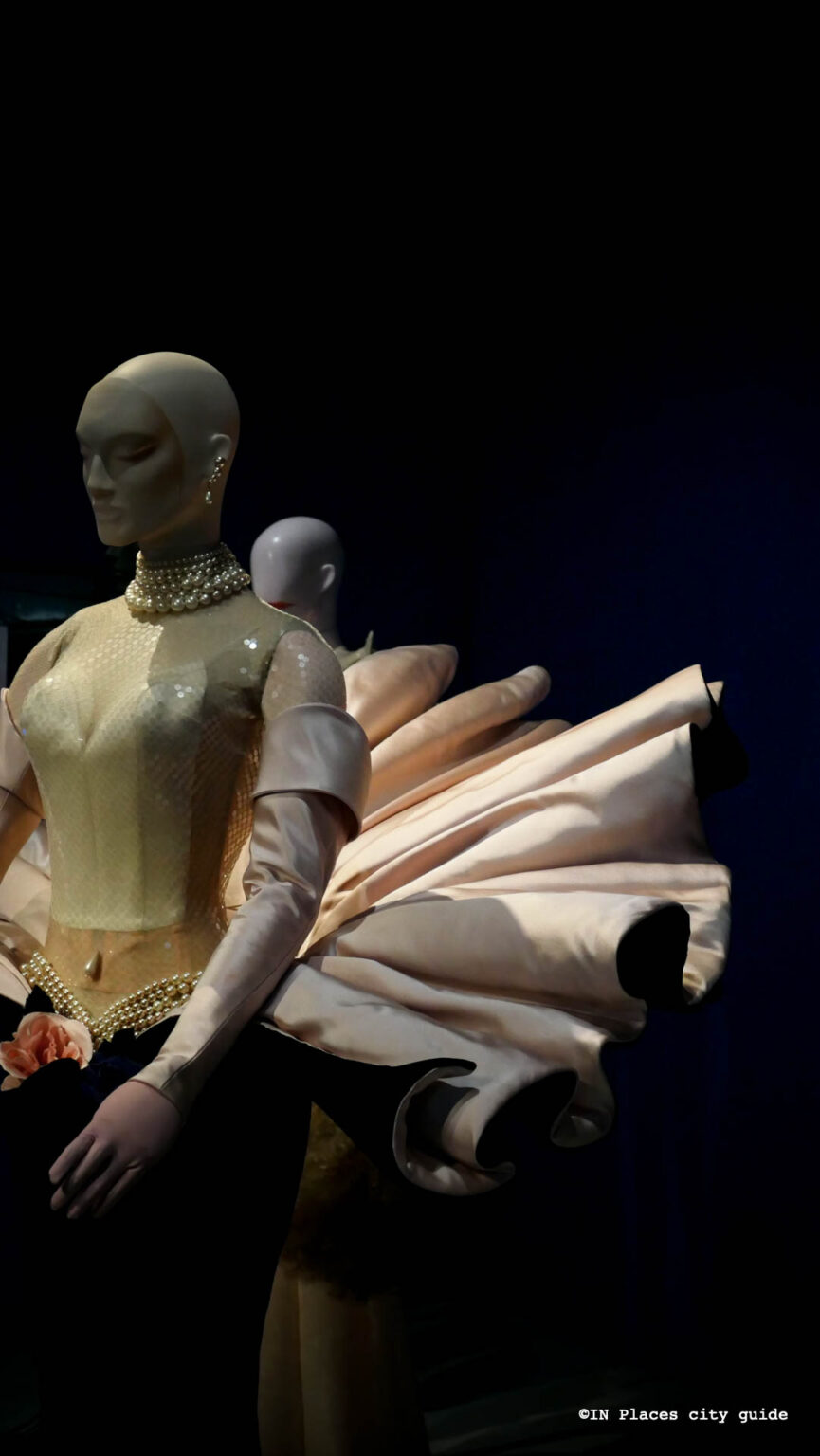 Thierry Mugler. Couturissime. MAD Paris 2021-2022 | IN Places city guide