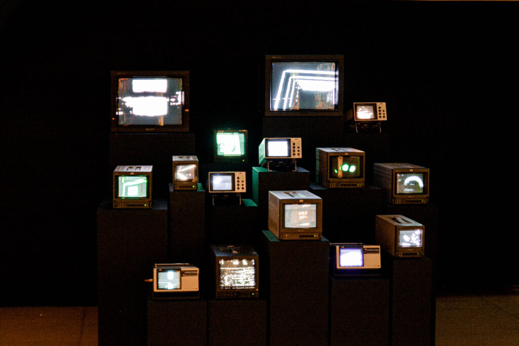 antony cairns