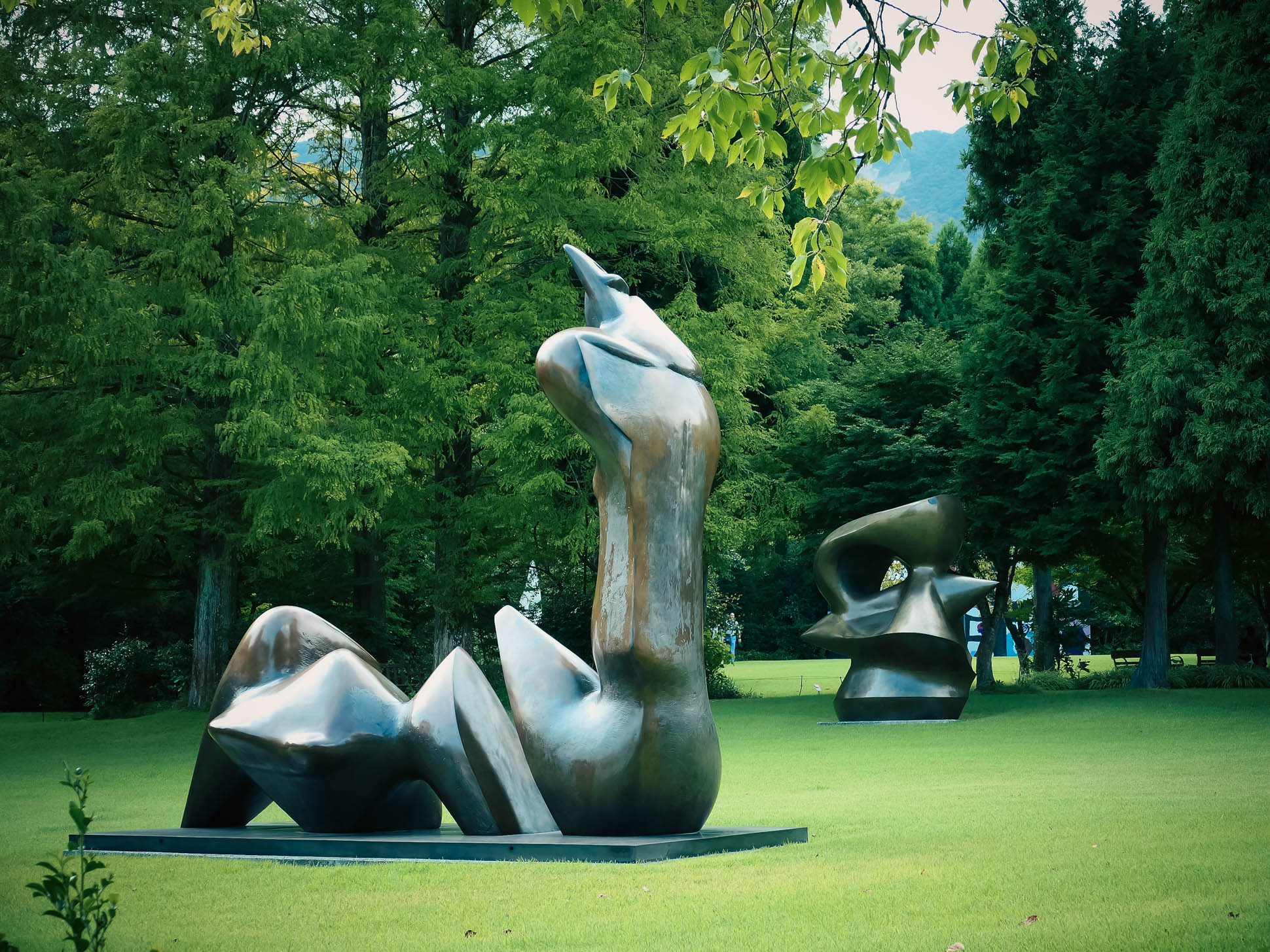 The Hakone Open Air Museum 23 Henry Moore sculpture